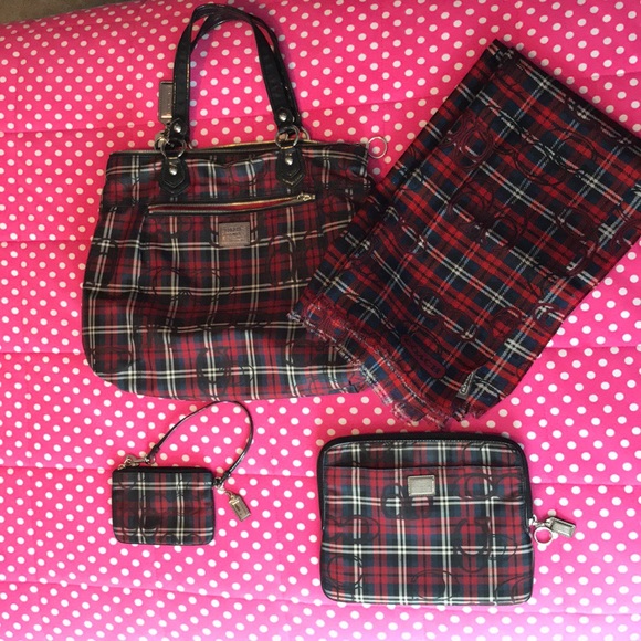 🌷HP Authentic Coach Tablet/iPad case - Picture 4 of 4